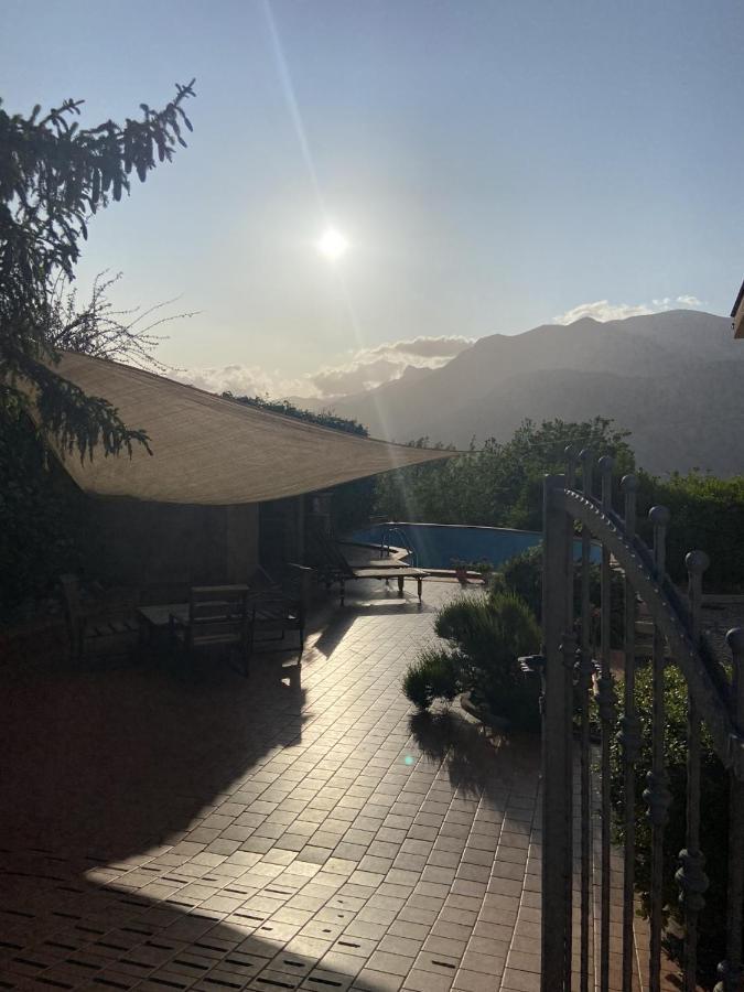 مينتورنو Villa Cipriano المظهر الخارجي الصورة
